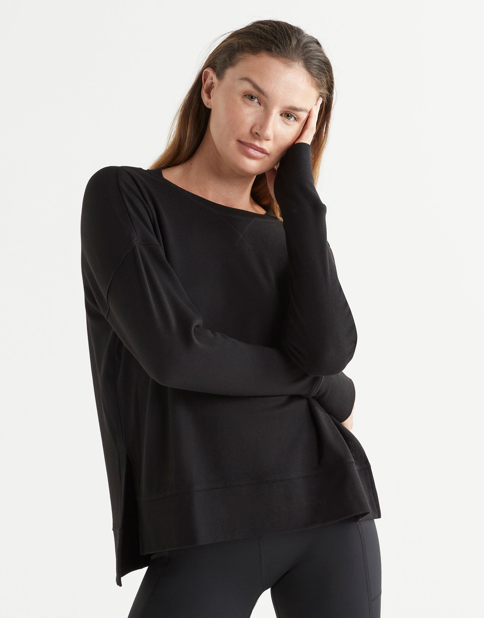 Lilybod_SHELBY_Sweat_Black_LT114_BL_02.jpeg