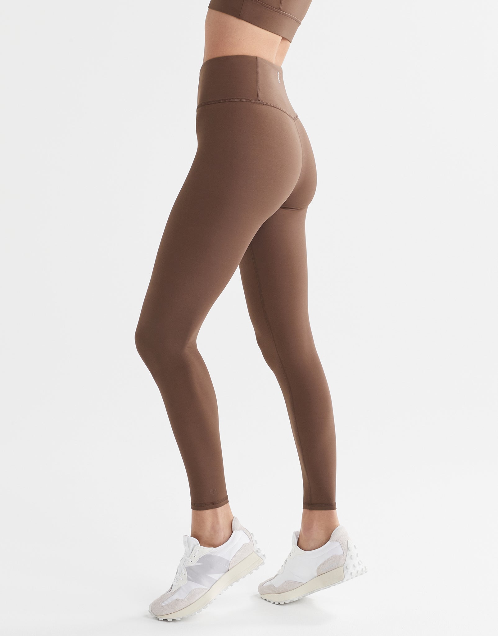 Lilybod-Astrid-Full-Length-Legging-Scarlett-LL61-SC-4.jpg