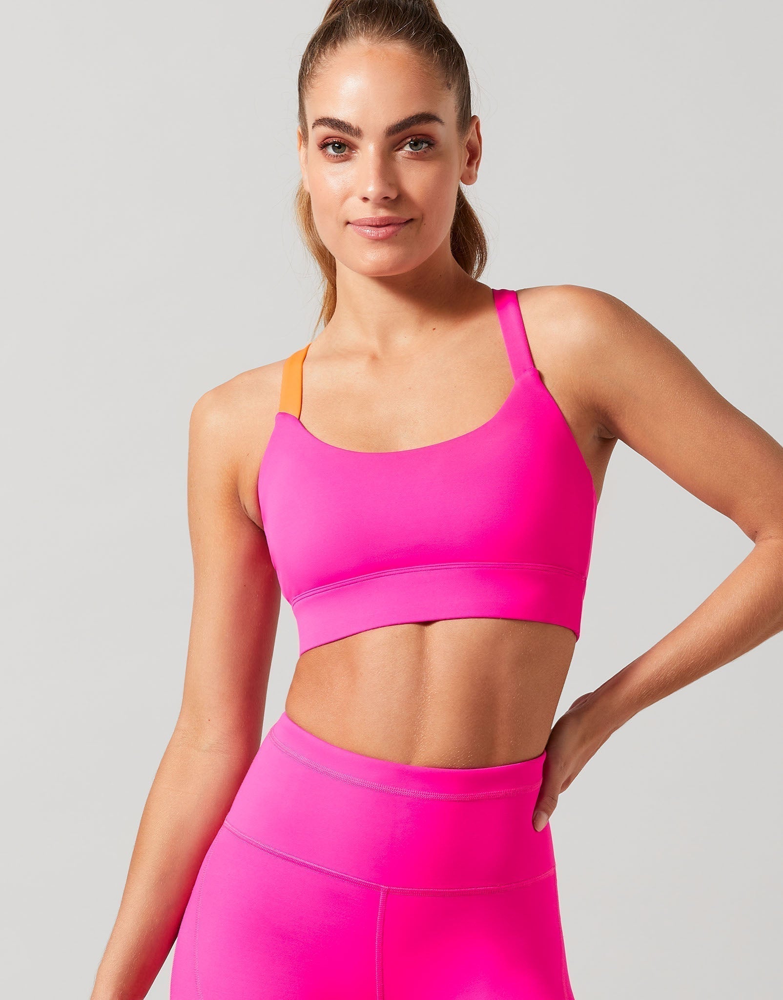 Lilybod-Baseline-Sports-Bra-Hot-Pink-Pop-Orange-LXMI-LC50-HP-3_1695b80f-be05-4686-b061-a7f6ef94695a.jpg