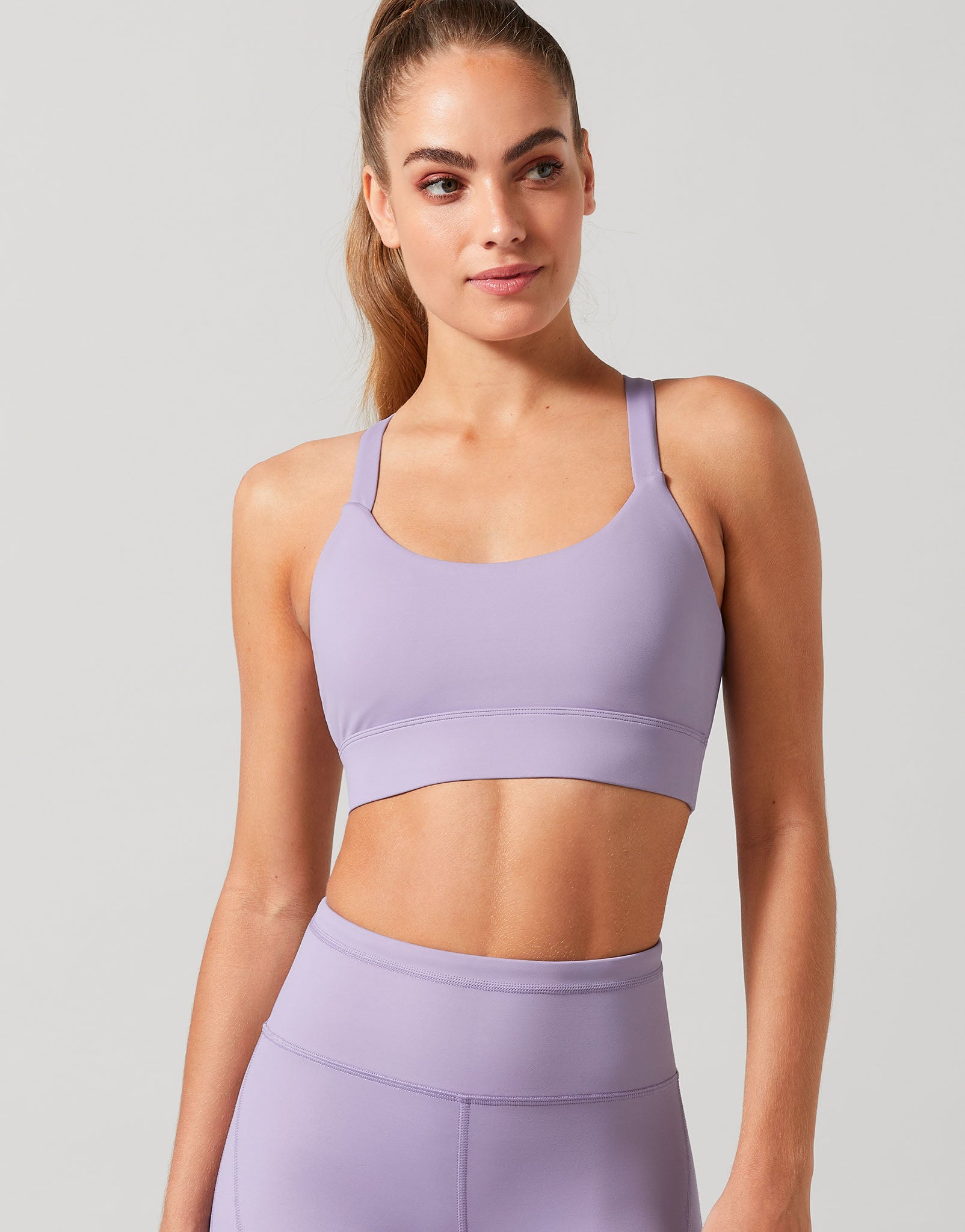 Lilybod-Baseline-Sports-Bra-Lilac-LXMI-LC50-LC-2_37960332-e20f-4596-829e-886af3d13c01.jpg