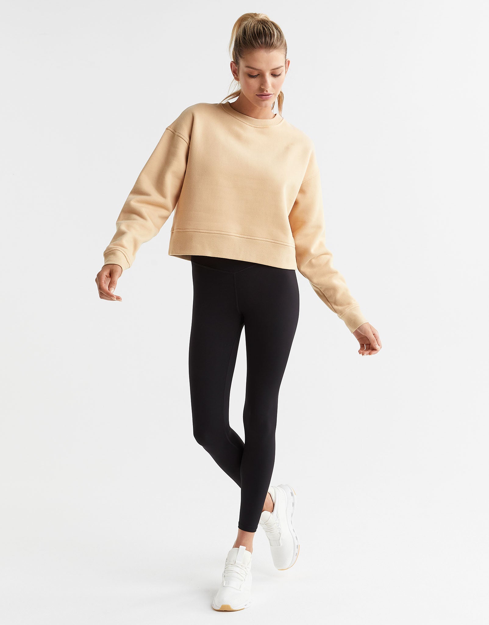 Lilybod-Becca-Oversized-Fleece-Crew-Almond-LT66-ALD-New-1.jpeg