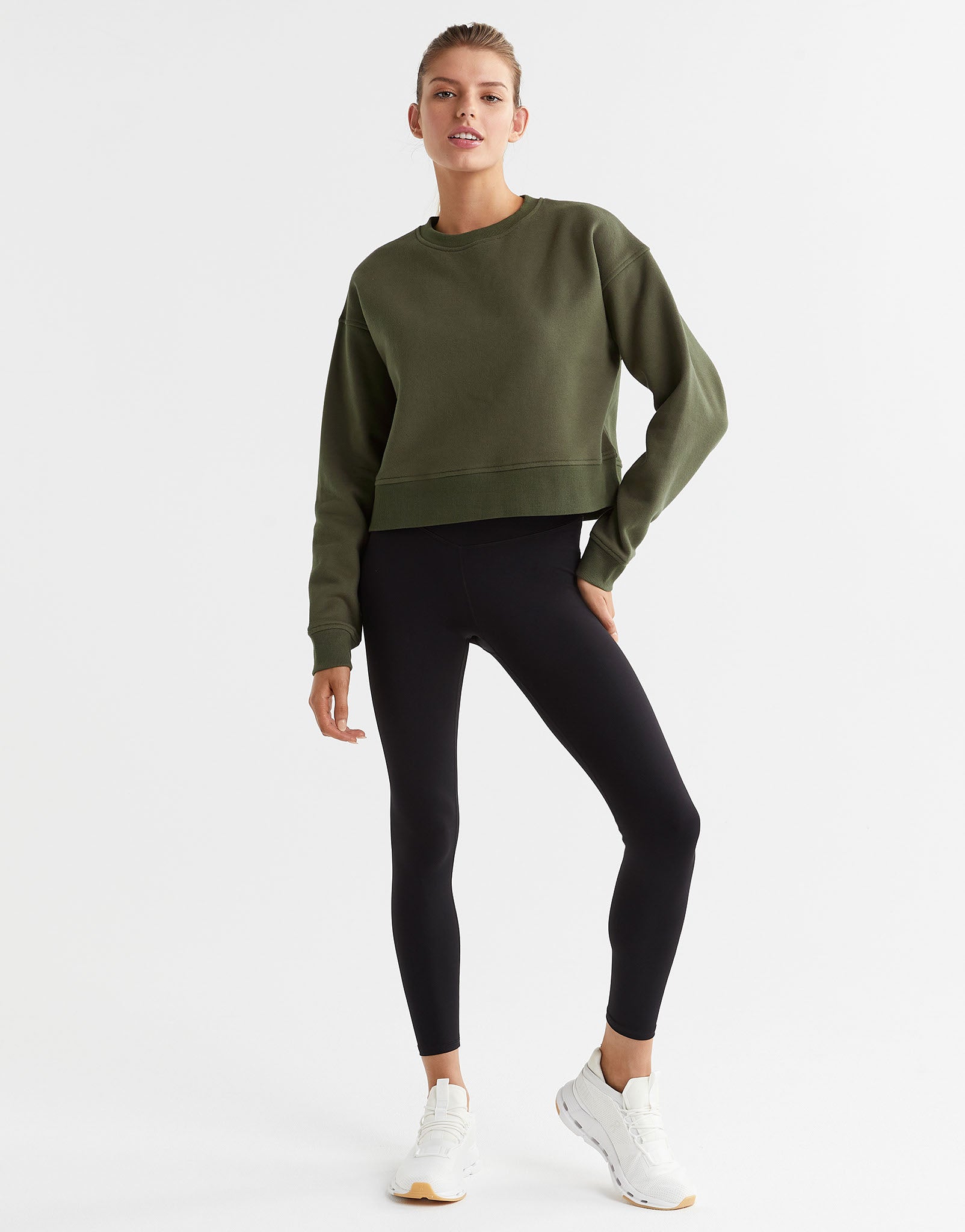 Lilybod-Becca-Oversized-Fleece-Crew-Olivine-LT66-OLV-1-New.jpeg