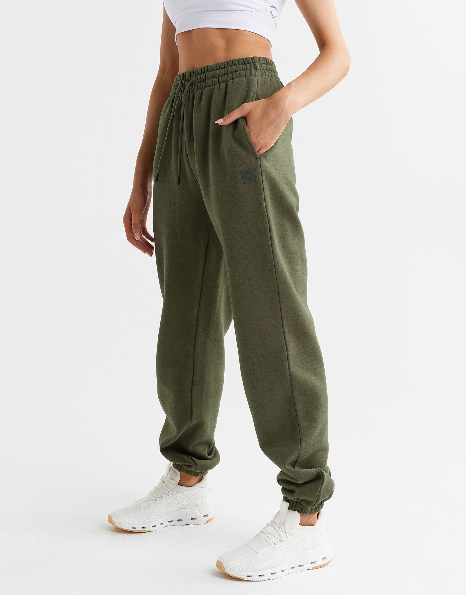 Lilybod-Lucy-Oversized-Fleece-Track-Pant-Olivine-LL89-OLV-2-New.jpeg