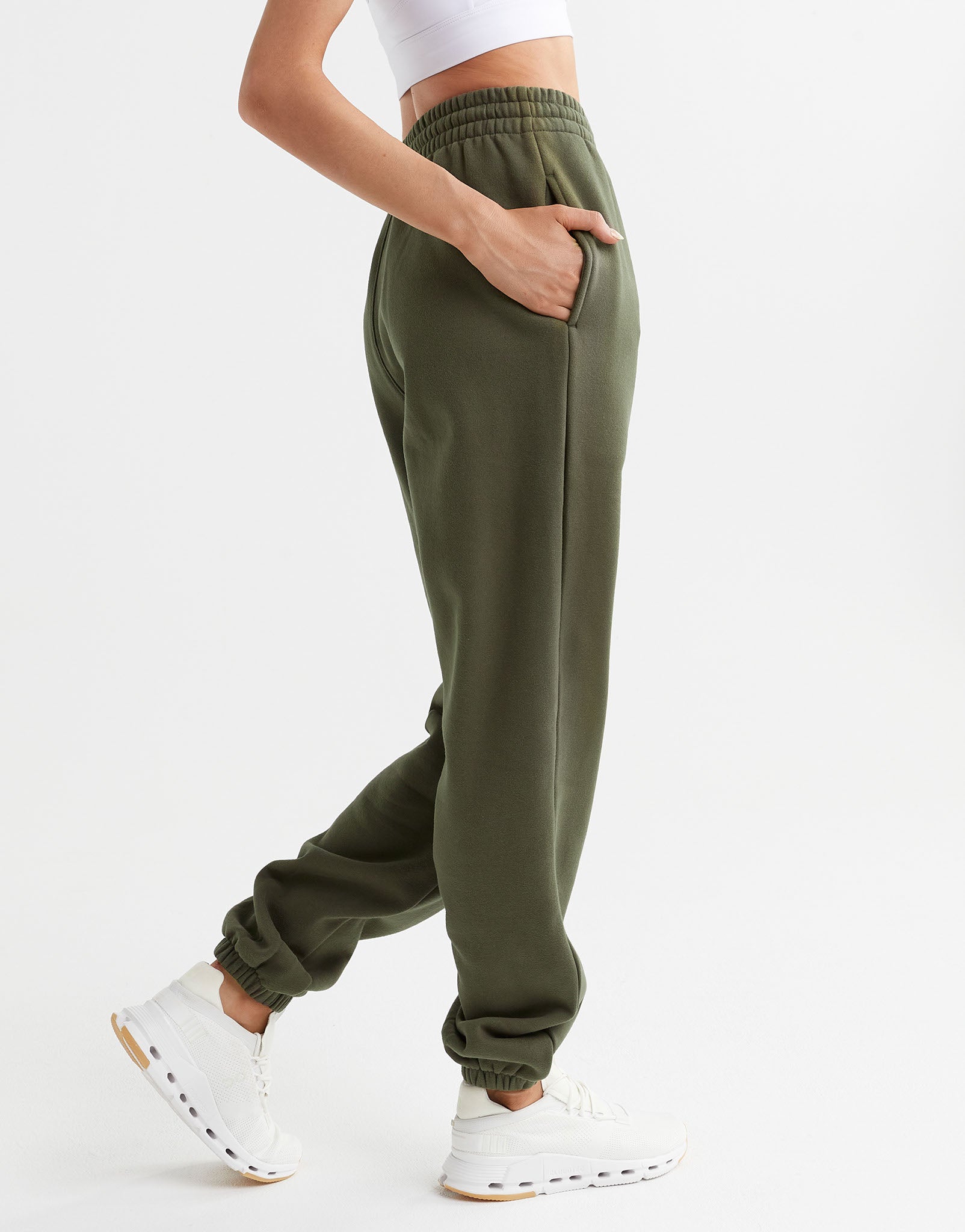 Lilybod-Lucy-Oversized-Fleece-Track-Pant-Olivine-LL89-OLV-4-New.jpeg