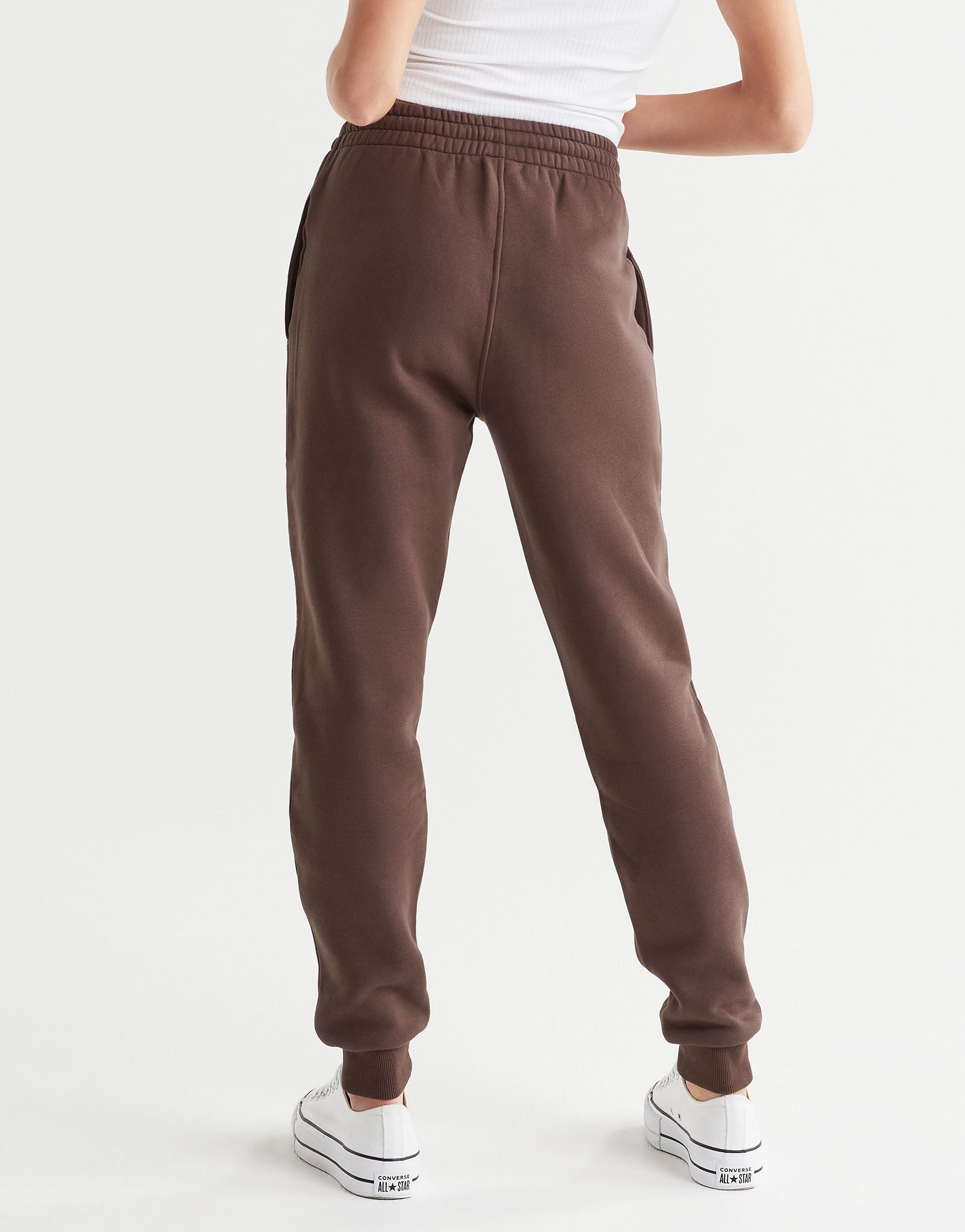 Lilybod-Millie-Classic-Fleece-Track-Pant-Oak-LL88-C23-OK-6.jpeg