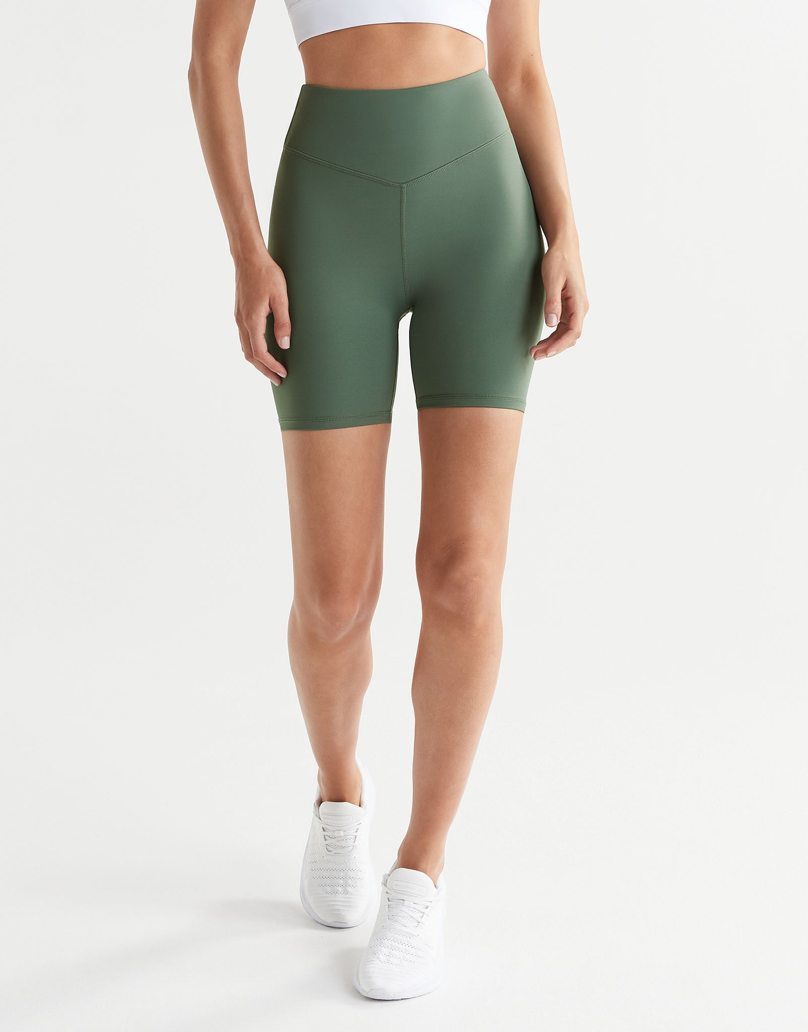 Lilybod-SAM-5-5-Short-Army-Green-LS29-AG-02.jpeg