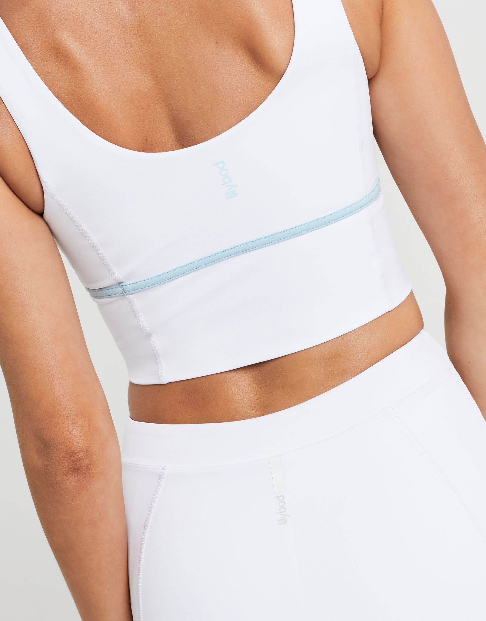 Lilybod_AVA_Sports_Bra_White_Light_Blue_LC72_WT_07.jpeg