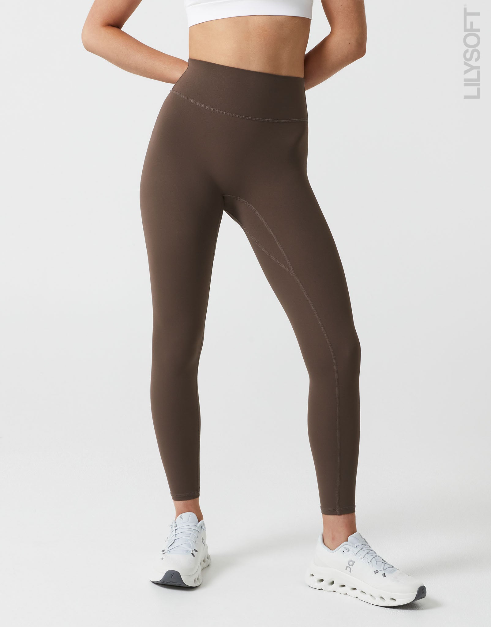 Lilybod_CHLOE_Cloud_Core_Leggings_Coffee_SL_01_CF_04_ls.jpg