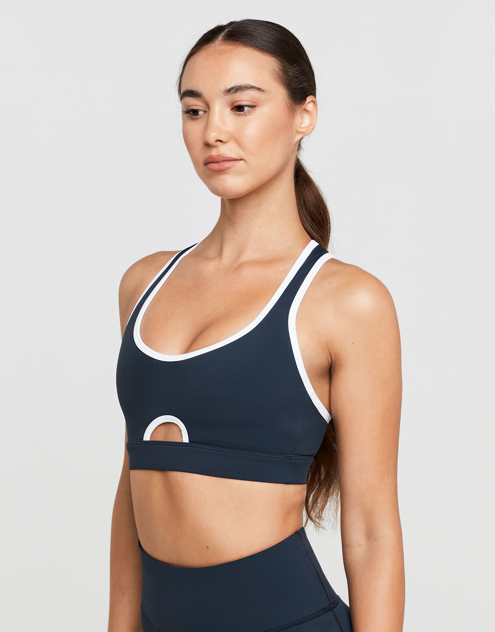 Lilybod_CLARE_Sports_Bra_Navy_Blue_LC130_NB_01_nm.jpeg