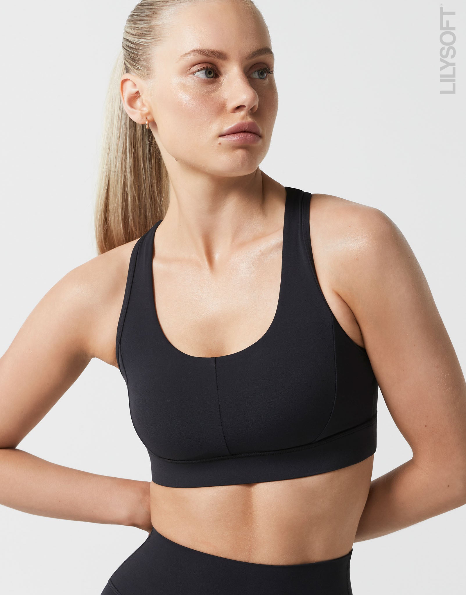 Lilybod_FRANKIE_Cloud_Core_Sports_Bra_Black_SC_22_BL_h.jpg