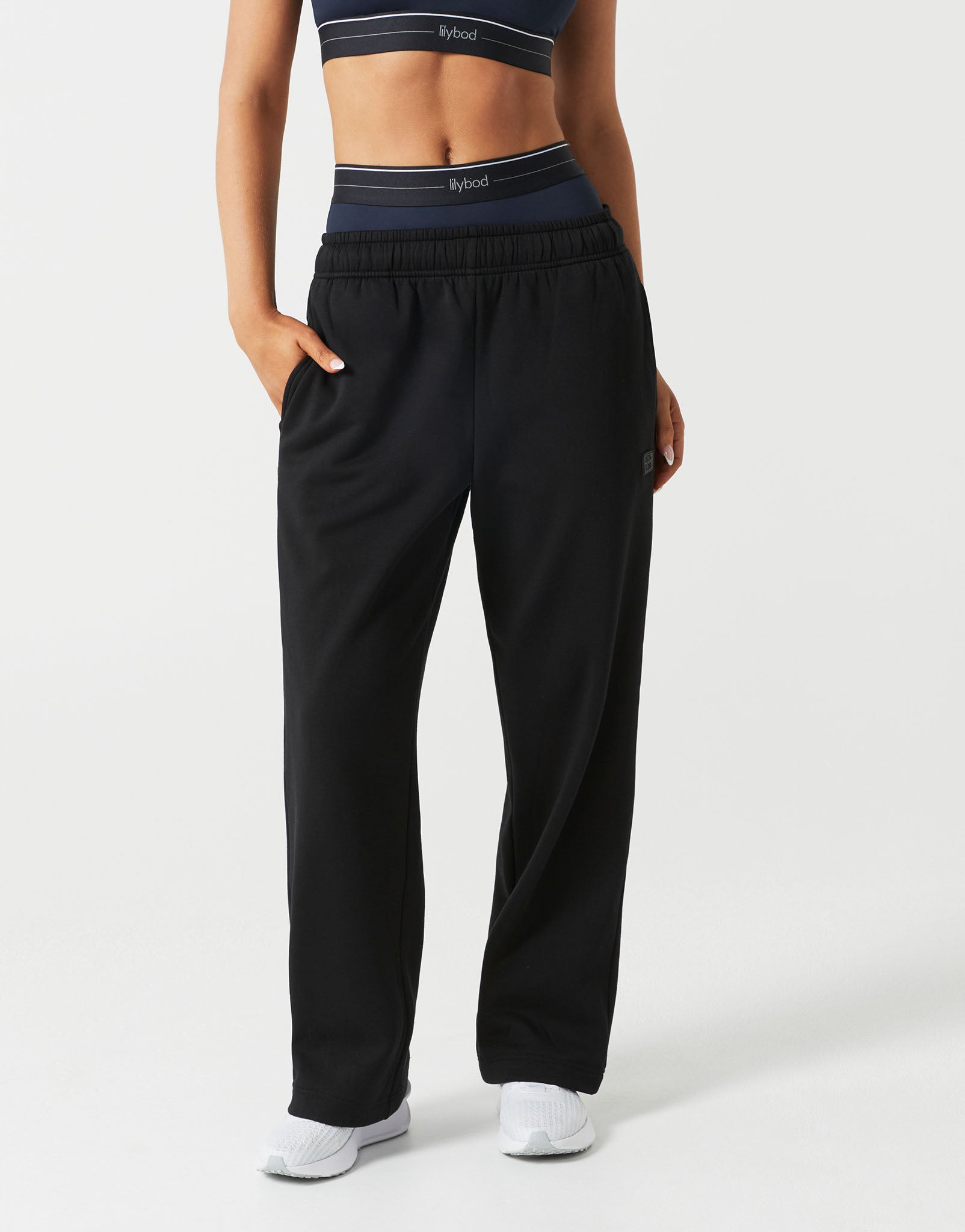 Lilybod_KYOTO_Wide_Leg_Jogger_Black_LL219_BL_01.jpeg
