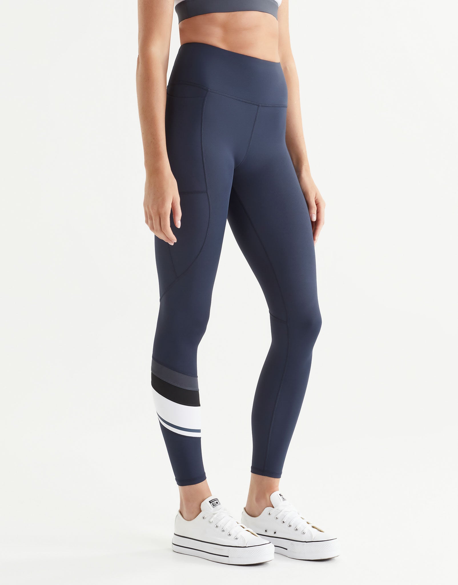 Lilybod_LIMITLESS_Legging_Navy_Blue_LL139_NBW_06_n.jpeg