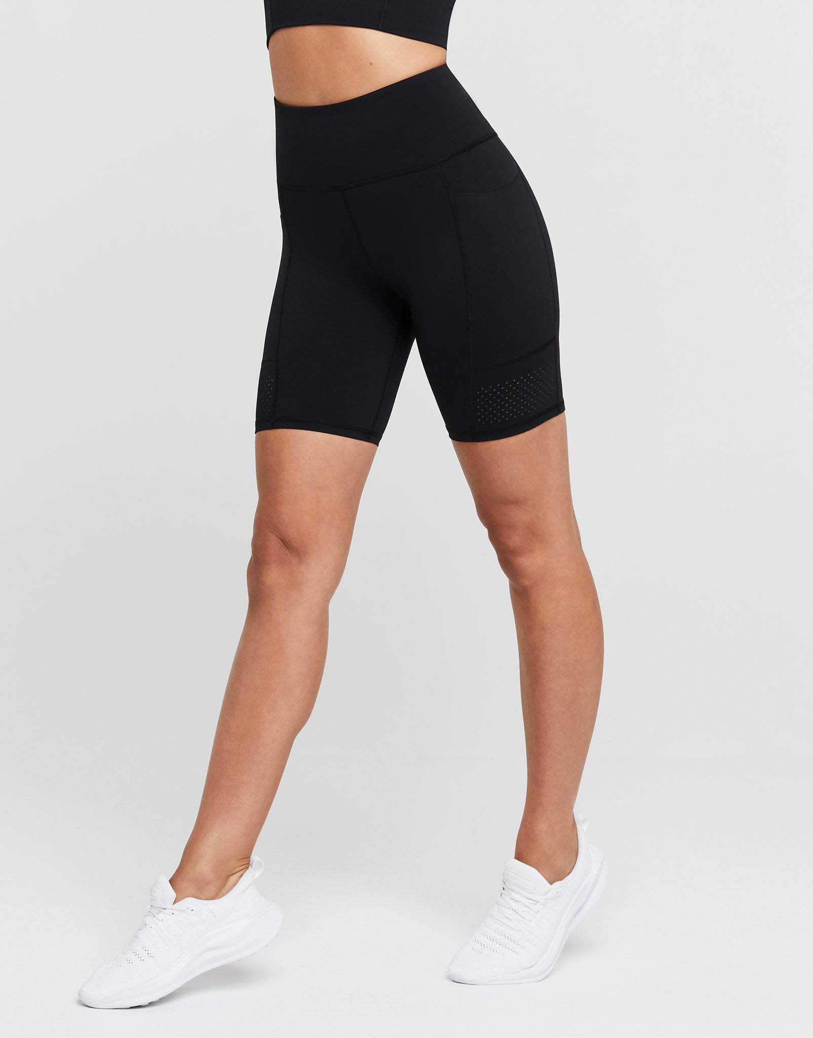 Lilybod_LOTTIE_Bike_Short_Black_LS31_BL_02_nm.jpeg