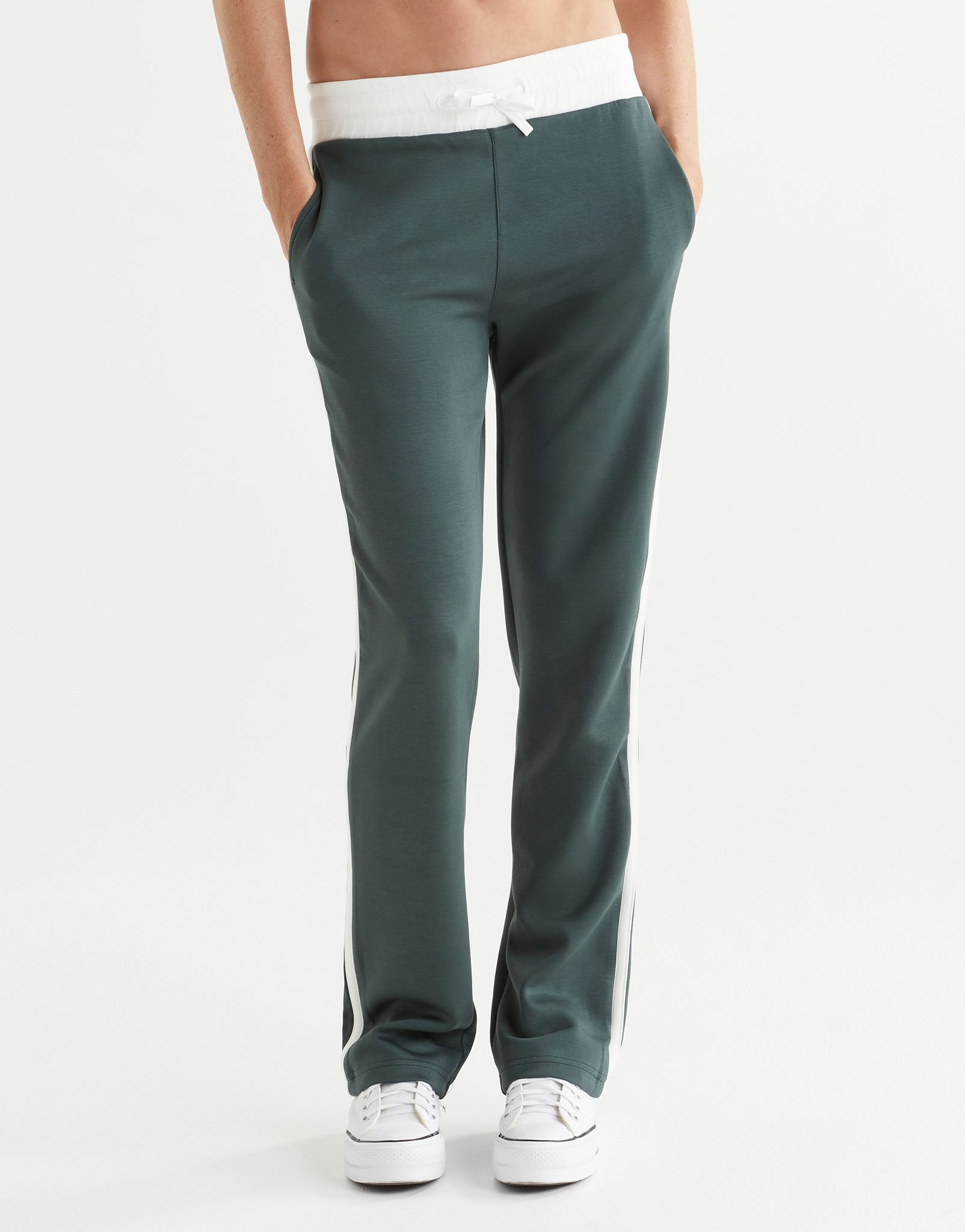 Lilybod_NIKKI_Wide_Leg_Jogger_Deep_Green_stripe_LL186_DGW_05.jpeg