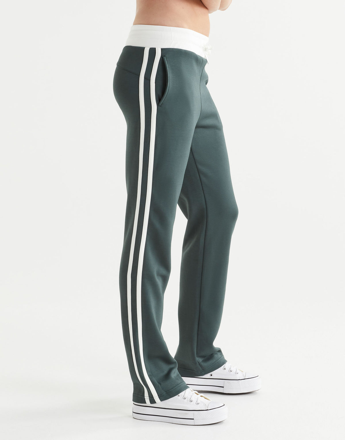 Lilybod_NIKKI_Wide_Leg_Jogger_Deep_Green_stripe_LL186_DGW_06.jpeg