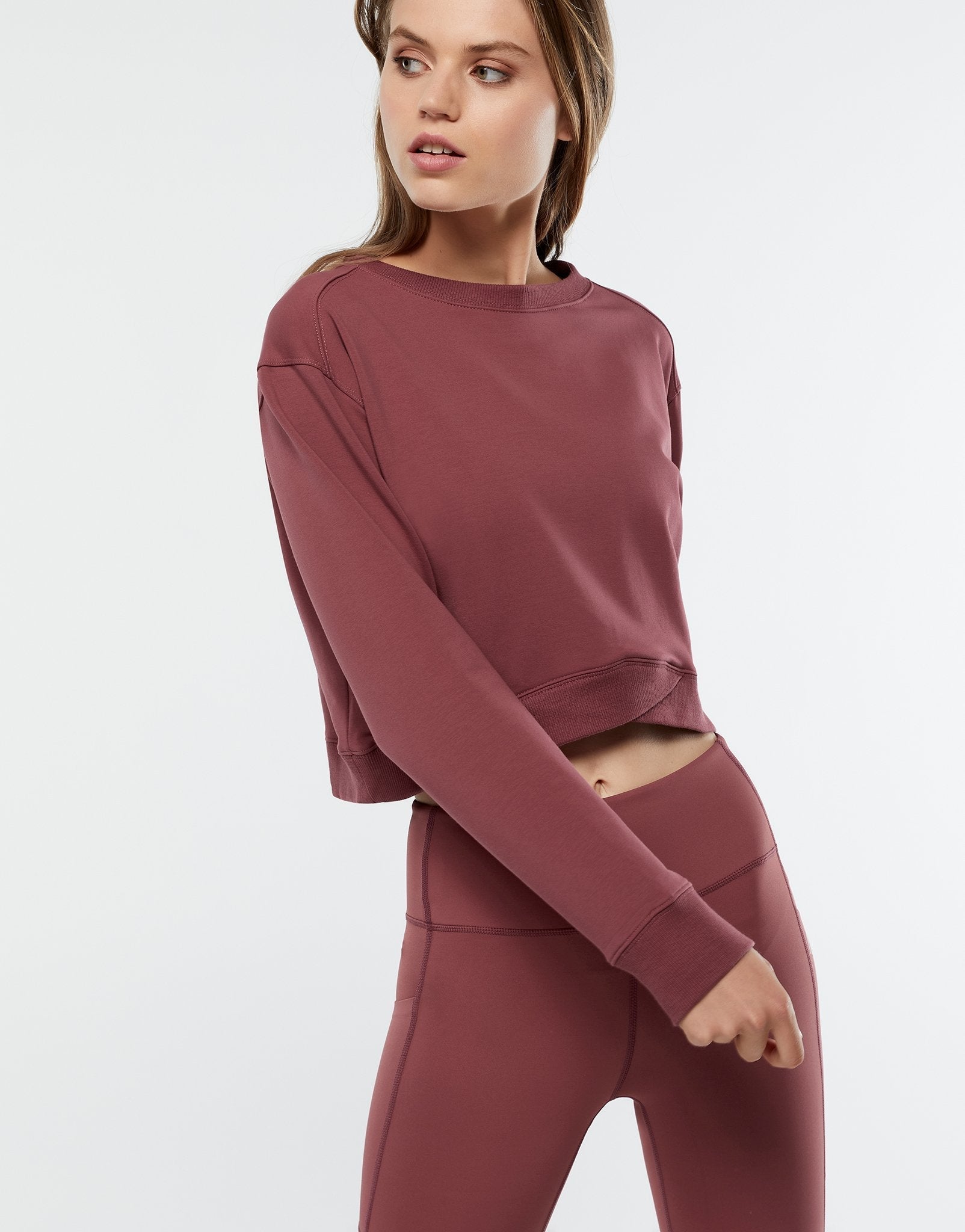 MT09W-Marli-Sport-Jaymie-Wine-2_2139e0a2-78b3-4a40-887f-f6cbe9c738fe.jpg